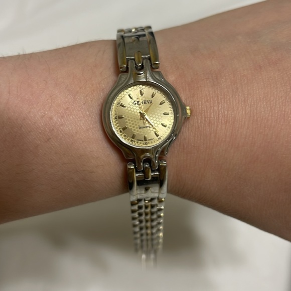 Geneva watch - Picture 2 of 4